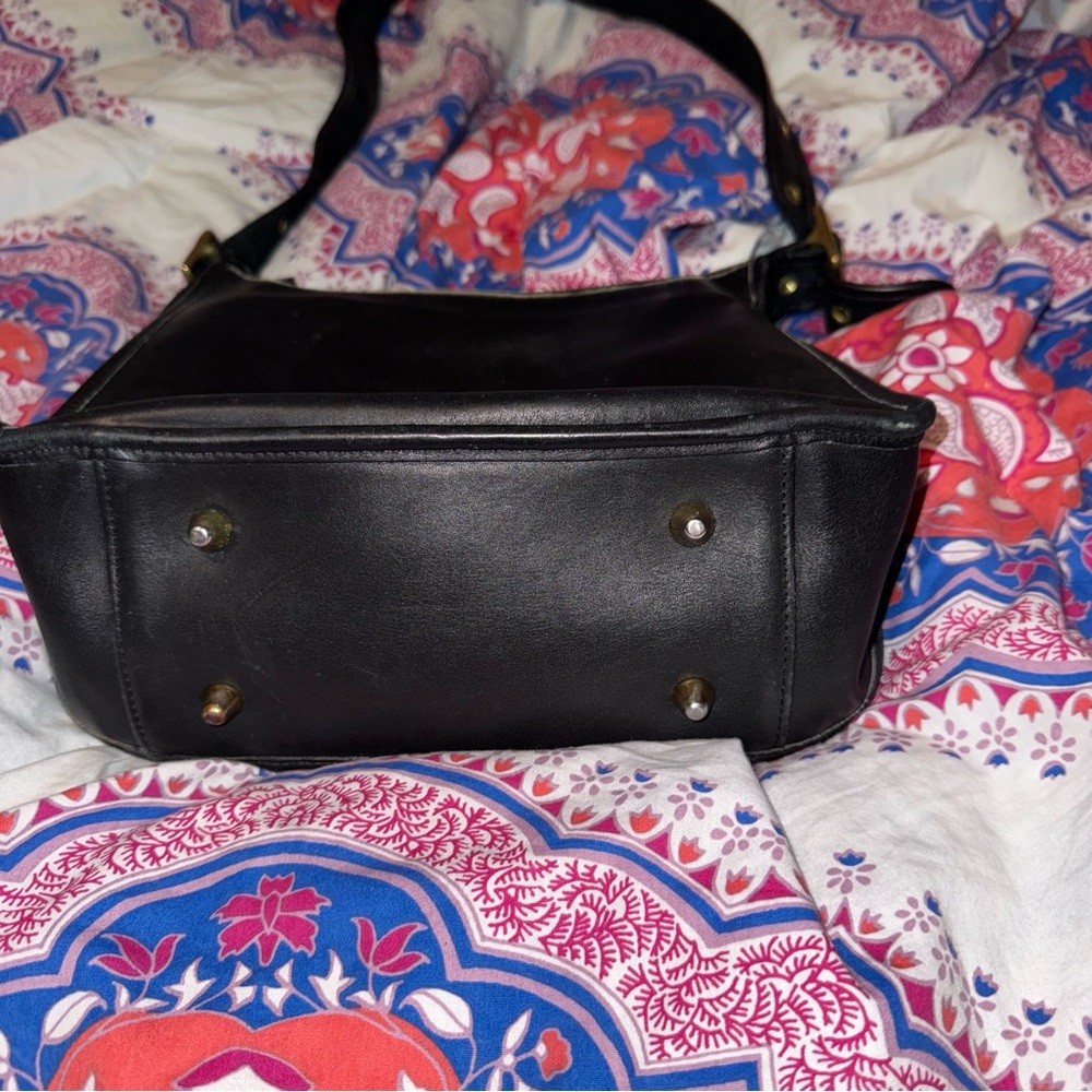 Vtg Coach Legacy Zip #9966 Black Leather Crossbody Shoulder Bag Gold Hardware - Picture 3 of 14